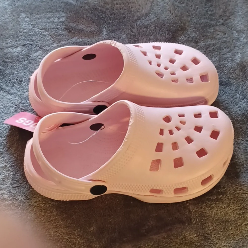 NWT PLEASE READ AD ON THESE!!!! CLOGS SIZE 13/1